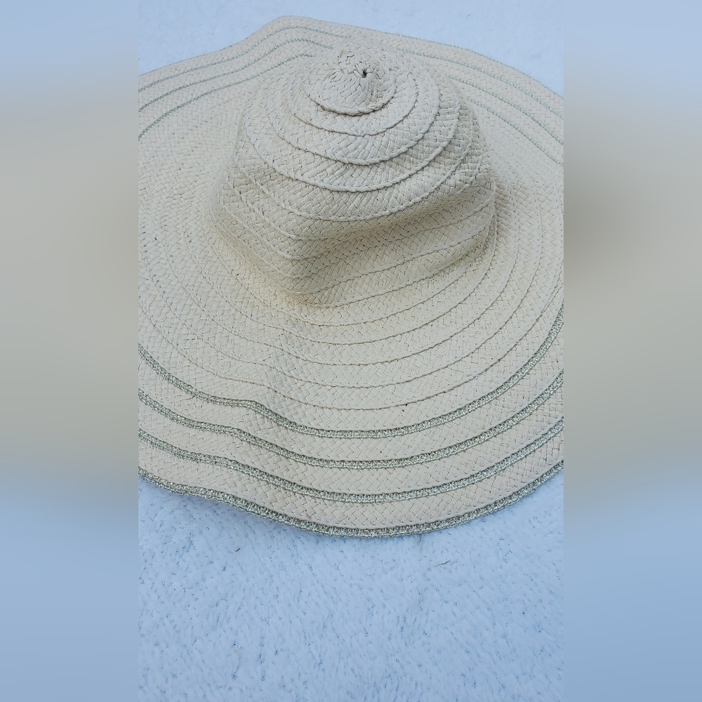 Hat Attack Straw Floppy Beachy Summer Women's Hat… - image 3